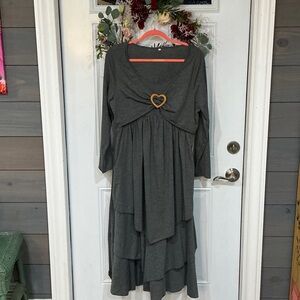Gray Long Sleeve Dress with heart on the top pulling material together. Size 1X